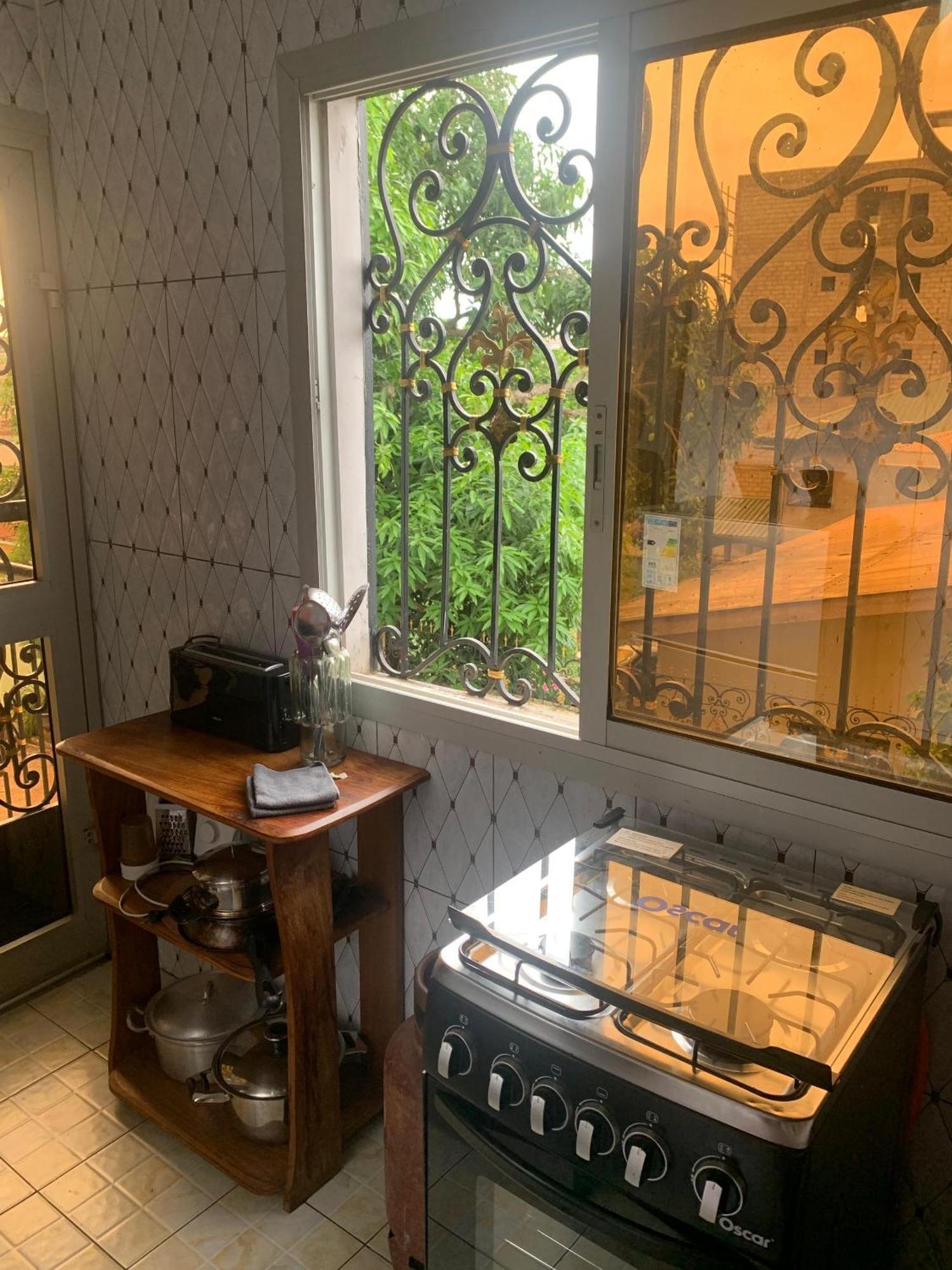 야운데 Cosy Chez Gaby 아파트 외부 사진